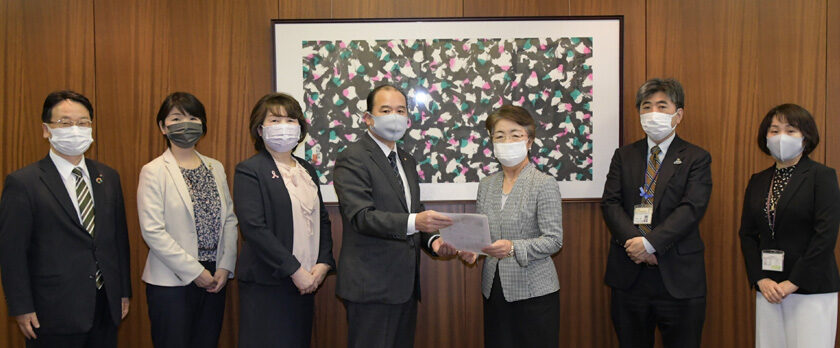 コロナ禍における女性特有の負担軽減に関する緊急申し入れ