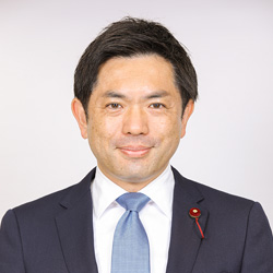 つつみ 健太郎